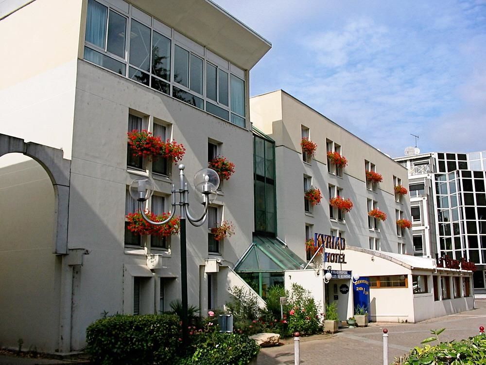 Best Western Voiron Centre Exterior photo